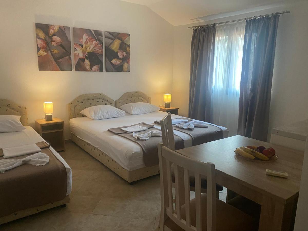 Matej Appartement Budva Buitenkant foto