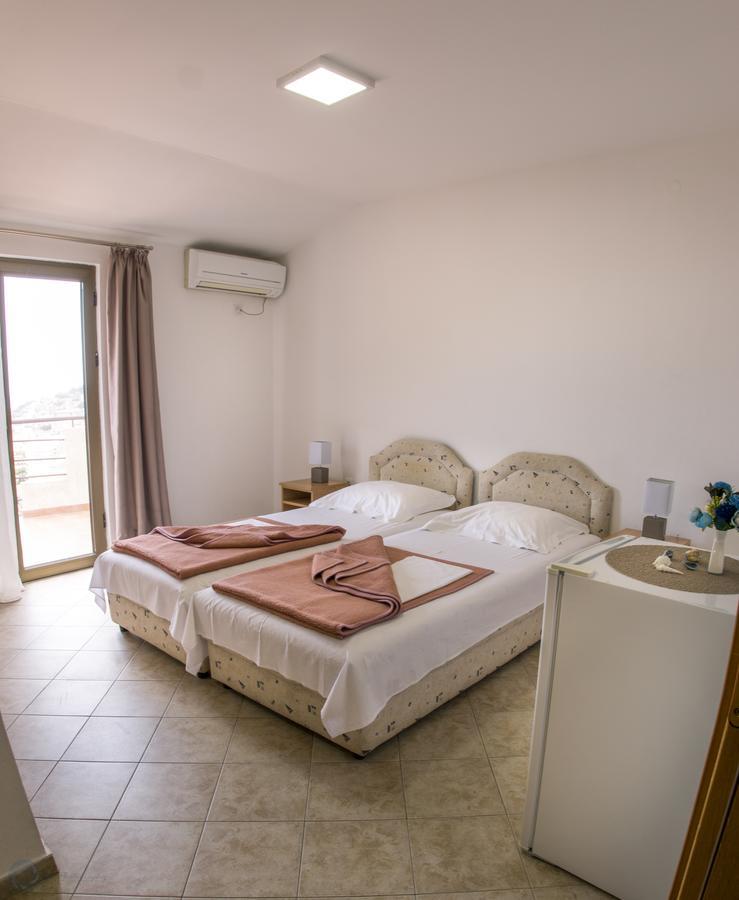 Matej Appartement Budva Buitenkant foto